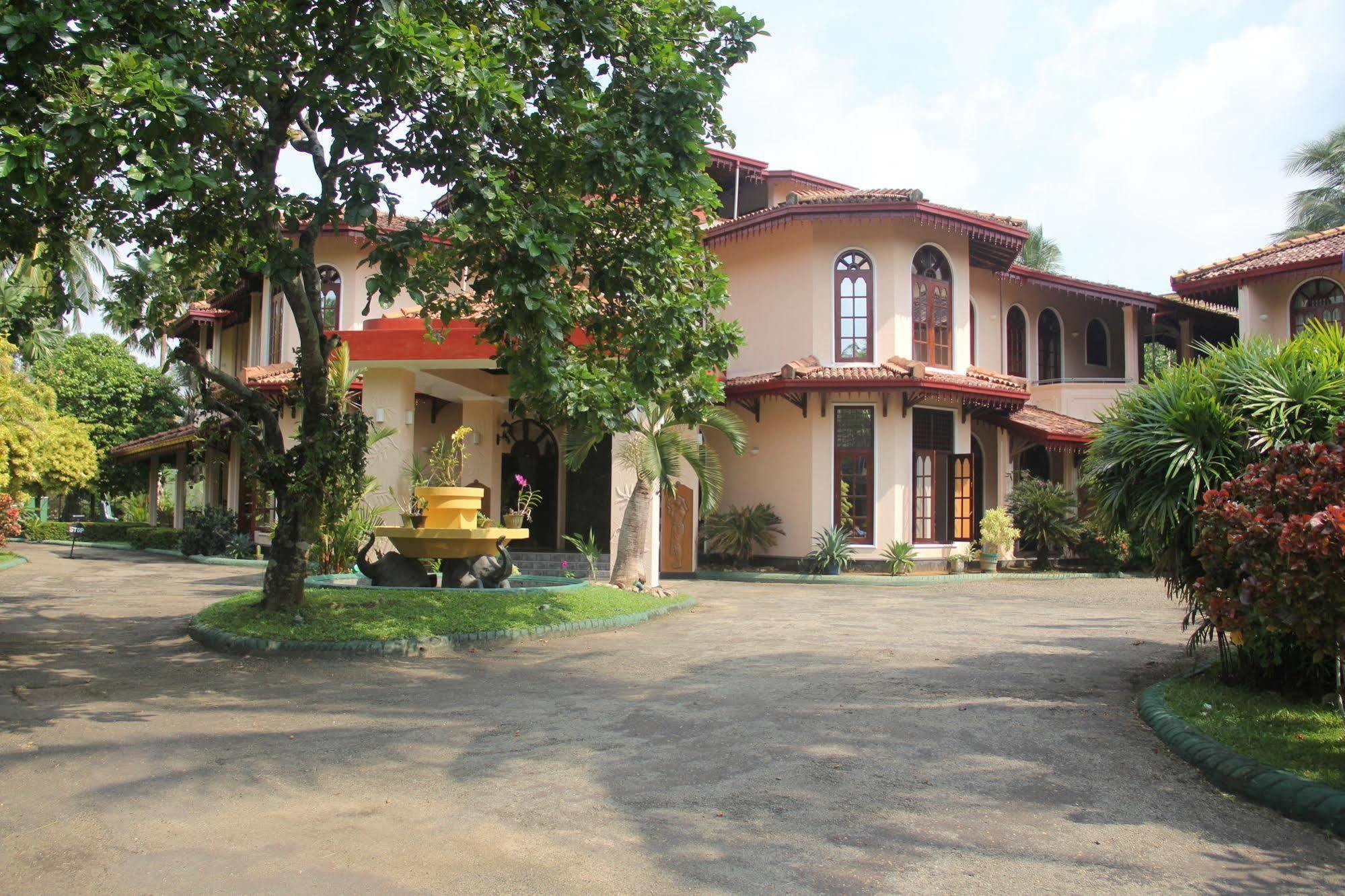 Villa Ranmenika Ахунгалла Экстерьер фото